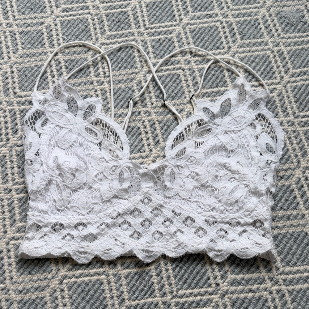 Free People NWOT Adella White Lace Bralette - Medium